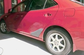 トヨタ・アリオン　鈑金塗装修理